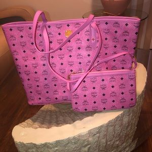 MCM tote bag and wallet BRAND New!!!!